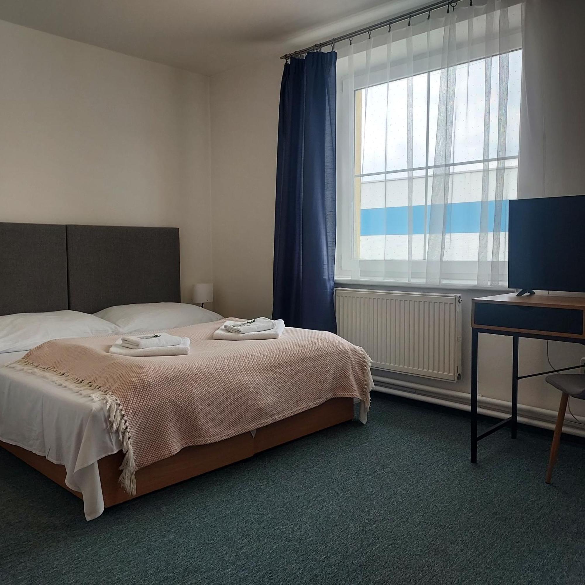 Garni G Hotel Žilina Extérieur photo